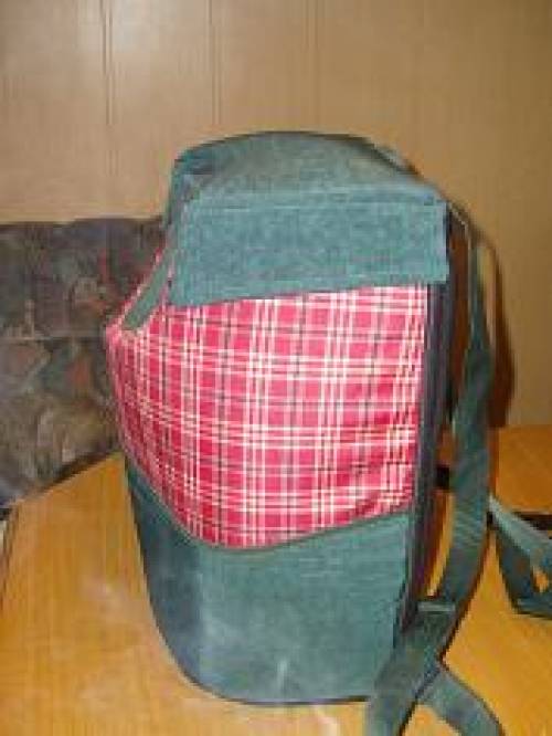 schlafh�hle und rucksack